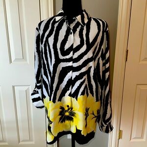 Beautiful Sag Harbor zebra print Button Blouse size 14🌼